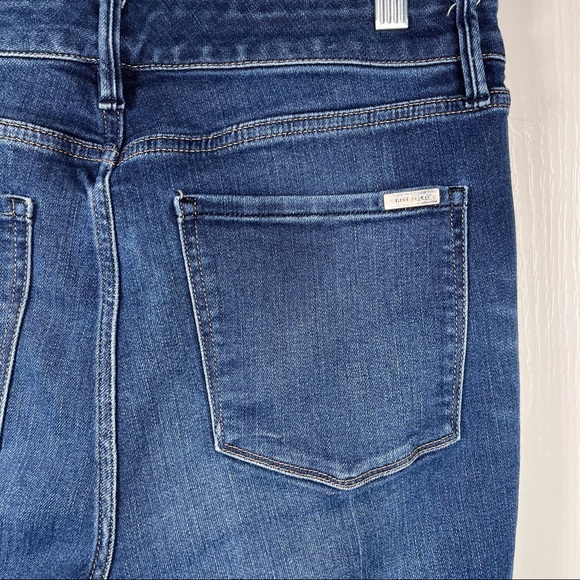 White House Black Market High Rise The Straight Crop Sz 8 L - Picture 10 of 13